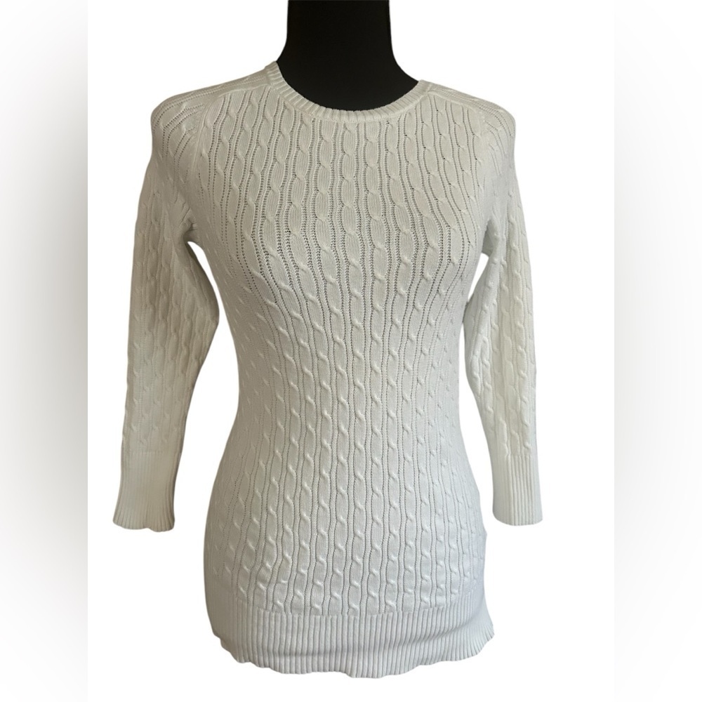 Gap White Cable Knit Sweater Fitted Crewneck Lightweight Preppy Top Small